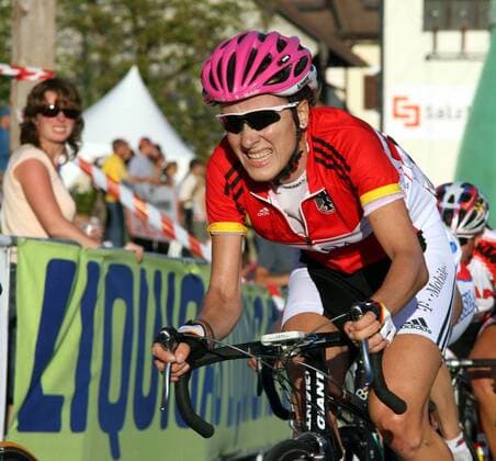 Judith Arndt (Deutschland) Radsport WM Damen Weltmeisterschaft 2006, Straßenradsport, Straße, Rad, Nationaltrikot, Einzelbild Salzburg Anstrengung, Radsport WM Damen Weltmeisterschaft 2006, Straßenradsport, Straße, Rad, Nationaltrikot, Einzelbild Salzburg Anstrengung,