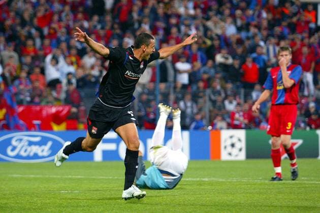 Fred (Lyon) - Torjubel -  (pan16431) Fußball EC 1 Herren Champions League 2006 2007, Steaua Bukarest - Olympique Lyonnais 0:3, OL Einzelbild Bukarest Freude, Begeisterung, Fußball EC 1 Herren Champions League 2006 2007, Steaua Bukarest - Olympique Lyonnais 0:3, OL Einzelbild Bukarest Freude, Begeisterung,  