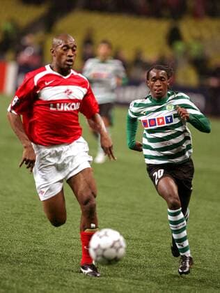 Yannick Djalo (Sporting Lissabon, re.) gegen Geder (Spartak Moskau) -  Fußball EC 1 Herren Champions League 2006 2007, FK Spartak Moskau - Sporting Lissabon 1:1 Gruppe Moskau Dynamik, Fußball EC 1 Herren Champions League 2006 2007, FK Spartak Moskau - Sporting Lissabon 1:1 Gruppe Moskau Dynamik,