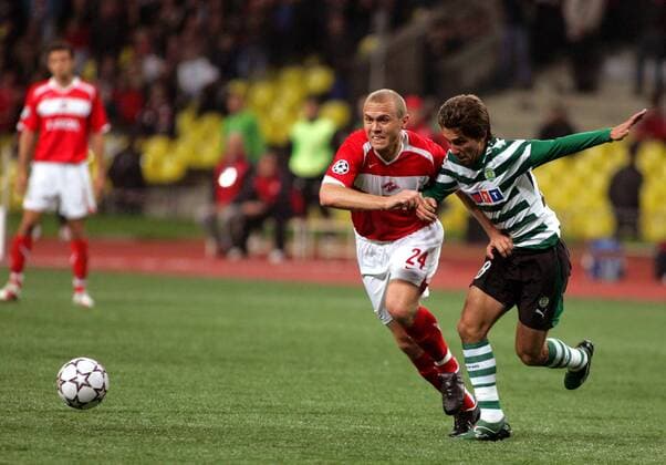 Mozart (Spartak Moskau, li.) gegen Joao Moutinho (Sporting Lissabon) -  Fußball EC 1 Herren Champions League 2006 2007, FK Spartak Moskau - Sporting Lissabon 1:1 Gruppe Moskau Dynamik, Fußball EC 1 Herren Champions League 2006 2007, FK Spartak Moskau - Sporting Lissabon 1:1 Gruppe Moskau Dynamik,