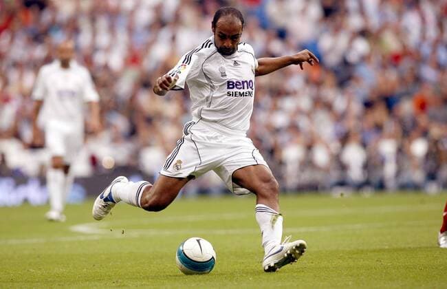 Emerson (Real Madrid) zieht ab -  (pan16514) Fußball Herren Primera Division 2006 2007, 1. Spanische Liga, Real Madrid CF Einzelbild Madrid Dynamik, Fußball Herren Primera Division 2006 2007, 1. Spanische Liga, Real Madrid CF Einzelbild Madrid Dynamik,  