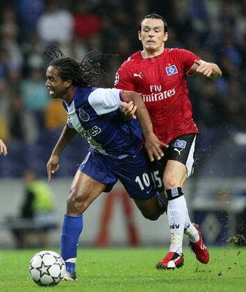 Anderson (Porto, li.) gegen Piotr Trochowski (HSV) Fußball EC 1 Herren Champions League 2006 2007, FC Porto - Hamburger SV 4:1, Hamburg Gruppe Porto Dynamik, Fußball EC 1 Herren Champions League 2006 2007, FC Porto - Hamburger SV 4:1, Hamburg Gruppe Porto Dynamik,
