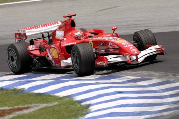 Michael Schumacher (Deutschland Ferrari) in seinem Boliden Motorsport Grand Prix Herren Großer Preis von Brasilien 2006, Formel 1 Weltmeisterschaft, F1, F, GP, WM, Qualifying Einzelbild Interlagos Sao Paulo Motorsport Grand Prix Herren Großer Preis von Brasilien 2006, Formel 1 Weltmeisterschaft, F1, F, GP, WM, Qualifying Einzelbild Interlagos Sao Paulo