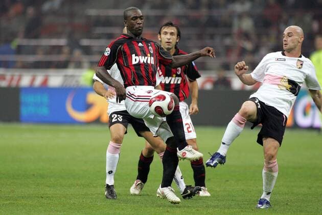 Clarence Seedorf (Milan, li.) gegen Roberto Guana (Palermo) - Fußball Herren Serie A 2006 2007, 1. Italienische Liga, AC Mailand - US Palermo Calcio 0:2 Gruppe Mailand Dynamik, Fußball Herren Serie A 2006 2007, 1. Italienische Liga, AC Mailand - US Palermo Calcio 0:2 Gruppe Mailand Dynamik,