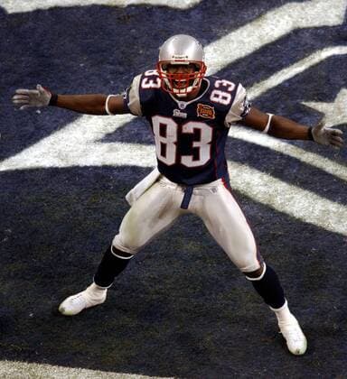 Deion Branch (New England Patriots) jubelt - (sbp2004020343) American Football Herren Super Bowl XXXVIII 2006, 38. Superbowl, Finale, Endspiel, NFL 2003 2004 Einzelbild Houston Freude, Begeisterung, American Football Herren Super Bowl XXXVIII 2006, 38. Superbowl, Finale, Endspiel, NFL 2003 2004 Einzelbild Houston Freude, Begeisterung,