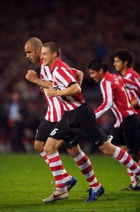 Timmy Simons (Mitte) und Alex (beide Eindhoven) - Torjubel Fußball EC 1 Herren Champions League 2006 2007, PSV Eindhoven Gruppe Eindhoven Freude, Fußball EC 1 Herren Champions League 2006 2007, PSV Eindhoven Gruppe Eindhoven Freude,
