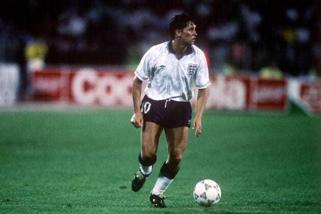 Gary Lineker (England) am Ball Fußball Länderspiel Herren WM 1990, Nationalmannschaft, Nationaltrikot, Gruppe F Einzelbild Cagliari Fußball Länderspiel Herren WM 1990, Nationalmannschaft, Nationaltrikot, Gruppe F Einzelbild Cagliari
