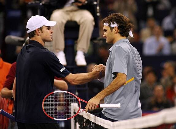 Roger Federer (Schweiz, re.) und Andy Roddick (USA) - shake hands Tennis Herren Masters Cup 2006, MastersCup, ATP WM, Tour, Series Gruppe Shanghai Tennis Herren Masters Cup 2006, MastersCup, ATP WM, Tour, Series Gruppe Shanghai