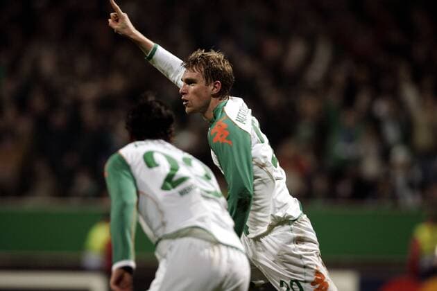 Torschütze Per Mertesacker (Bremen, hi.) - Torjubel Fußball EC 1 Herren Champions League 2006 2007, SV Werder Bremen Gruppe Bremen Freude, Fußball EC 1 Herren Champions League 2006 2007, SV Werder Bremen Gruppe Bremen Freude,