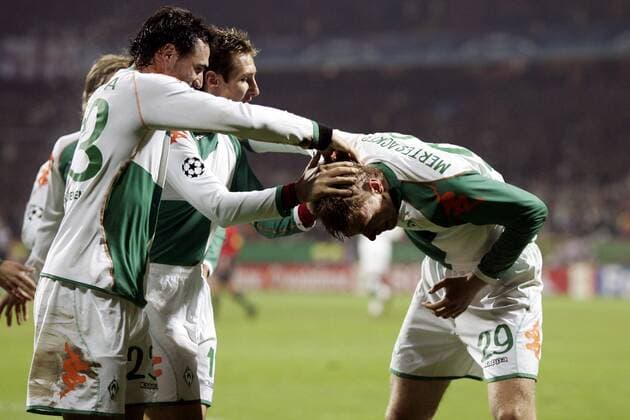 Torjubel Bremen, v.re.: Torschütze Per Mertesacker, Miroslav Klose und Hugo Almeida Fußball EC 1 Herren Champions League 2006 2007, SV Werder Bremen Gruppe Bremen Freude, Fußball EC 1 Herren Champions League 2006 2007, SV Werder Bremen Gruppe Bremen Freude,