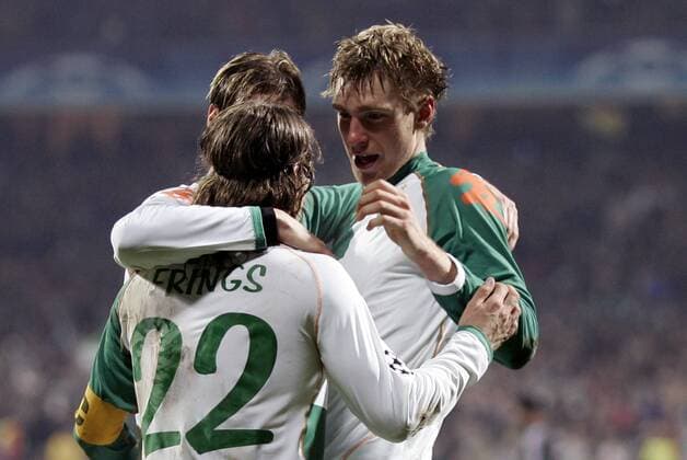 Torschütze Per Mertesacker (re.) und Torsten Frings (vorn, beide Bremen) - Torjubel Fußball EC 1 Herren Champions League 2006 2007, SV Werder Bremen Gruppe Bremen Freude, Fußball EC 1 Herren Champions League 2006 2007, SV Werder Bremen Gruppe Bremen Freude,