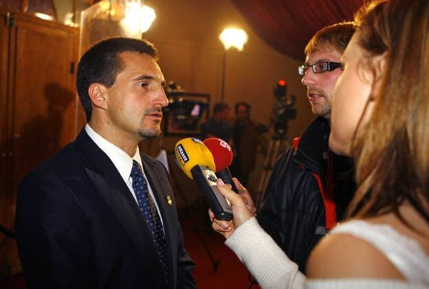 Georg Hackl (Deutschland) im Interview anlässlich der Verleihung des Laureus Medienpreises 2006 Rennrodeln Herren Laureus Medienpreis Deutschland 2006, Rodeln, Rennschlitten, Rennschlittensport Gruppe München Rennrodeln Herren Laureus Medienpreis Deutschland 2006, Rodeln, Rennschlitten, Rennschlittensport Gruppe München