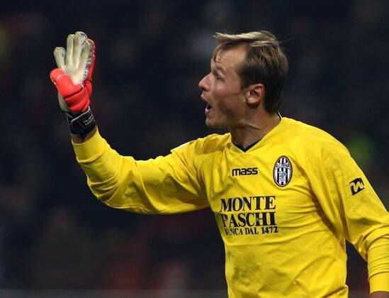 Torwart Alexander Manninger (Siena) gibt Anweisungen -  Fußball Herren Serie A 2006 2007, 1. Italienische Liga, AC Siena Einzelbild Mailand Fußball Herren Serie A 2006 2007, 1. Italienische Liga, AC Siena Einzelbild Mailand