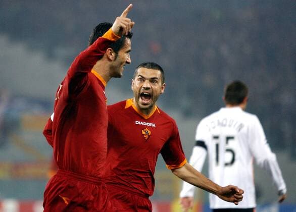 Max Tonetto (re.) und Christian Panucci (beide Roma) - Torjubel -  Fußball EC 1 Herren Champions League 2006 2007, AS Rom Gruppe Rom Freude, Begeisterung, Fußball EC 1 Herren Champions League 2006 2007, AS Rom Gruppe Rom Freude, Begeisterung,