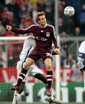 Andreas Ottl (Bayern) - Zweikampf Fußball EC 1 Herren Champions League 2006 2007, FC Bayern München - FC Internazionale Mailand 1:1 Gruppe München Dynamik, Höhe, Fußball EC 1 Herren Champions League 2006 2007, FC Bayern München - FC Internazionale Mailand 1:1 Gruppe München Dynamik, Höhe,