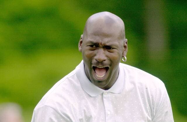 Basketballlegende Michael Jordan (USA Washington Wizards) wütend beim MarioLemieux Celebrity Invitational Tournament 2001-  (PIT2001060801) Basketball Herren MarioLemieux Celebrity Invitational Tournament 2001, Einladungsturnier, Prominentengolf, Freizeit Porträt Nevillewood Wut, Enttäuschung, Verzweiflung Basketball Herren MarioLemieux Celebrity Invitational Tournament 2001, Einladungsturnier, Prominentengolf, Freizeit Porträt Nevillewood Wut, Enttäuschung, Verzweiflung