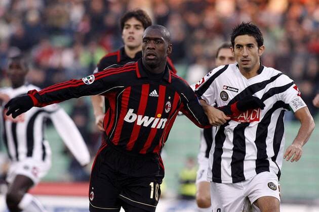 Clarence Seedorf (Milan, li.) gegen Giampiero Pinzi (Udine) -  Fußball Herren Serie A 2006 2007, 1. Italienische Liga, Udinese Calcio - AC Mailand 0:3, Gruppe Udine Fußball Herren Serie A 2006 2007, 1. Italienische Liga, Udinese Calcio - AC Mailand 0:3, Gruppe Udine