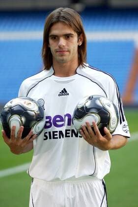 Neuzugang Fernando Gago (Real Madrid) -  Fußball Herren Primera Division 2006 2007, 1. Spanische Liga, Real Madrid CF, Einzelbild Madrid Fußball Herren Primera Division 2006 2007, 1. Spanische Liga, Real Madrid CF, Einzelbild Madrid