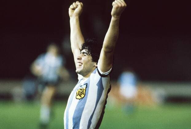 Diego Armando Maradona (U 20 Argentinien) jubelt -  (aflo348) Fußball WM Herren U20 Junioren Weltmeisterschaft 1979, Länderspiel Nationaltrikot Einzelbild Tokyo Freude, Fußball WM Herren U20 Junioren Weltmeisterschaft 1979, Länderspiel Nationaltrikot Einzelbild Tokyo Freude,