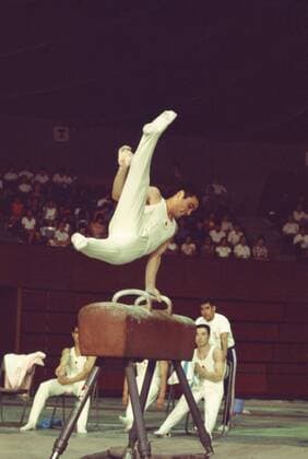 PARIS 2024, OLYMPIC LEGENDS: Mitsuo Tsukahara Mitsuo Tsukahara (Japan) - Übung am Seitpferd im Vorfeld der Olympischen Spiele 1972 in München -  (aflo0348) Turnen OS Sommer Herren Vorschau Olympische Spiele 1972, Sommerspiele, Kunstturnen, Geräteturnen Einzelbild München Turnen OS Sommer Herren Vorschau Olympische Spiele 1972, Sommerspiele, Kunstturnen, Geräteturnen Einzelbild München