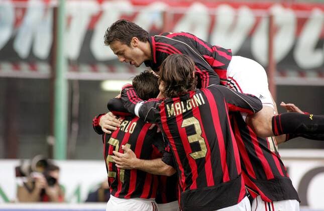 Torjubel Milan, u.a. mit Alberto Gilardino (oben) - Fußball Herren Serie A 2006 2007, 1. Italienische Liga, AC Mailand Gruppe Mailand Freude, Fußball Herren Serie A 2006 2007, 1. Italienische Liga, AC Mailand Gruppe Mailand Freude,