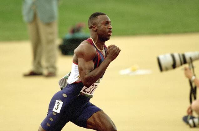Michael Johnson (USA) -  (aflo0008) Leichtathletik OS Sommer Herren Olympische Spiele 1996, Sommerspiele, Olympia, 400m, 400 m, Meter Einzelbild Nationaltrikot Atlanta Dynamik, Leichtathletik OS Sommer Herren Olympische Spiele 1996, Sommerspiele, Olympia, 400m, 400 m, Meter Einzelbild Nationaltrikot Atlanta Dynamik,