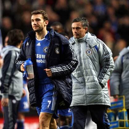 Andriy Shevchenko (li.) und Trainer Jose Mourinho (beide Chelsea) nachdenklich -  Fußball Herren English Premier League 2006 2007, 1. Englische Liga, Chelsea FC London Gruppe London Enttäuschung, Fußball Herren English Premier League 2006 2007, 1. Englische Liga, Chelsea FC London Gruppe London Enttäuschung,