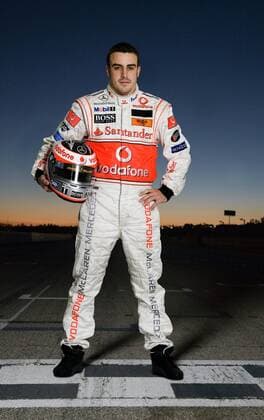 Fernando Alonso (Spanien McLaren Mercedes) Motorsport WM Herren Formel 1 Weltmeisterschaft 2007, F1, F, Präsentation, Vorstellung, Pressetermin Einzelbild Valencia Motorsport WM Herren Formel 1 Weltmeisterschaft 2007, F1, F, Präsentation, Vorstellung, Pressetermin Einzelbild Valencia
