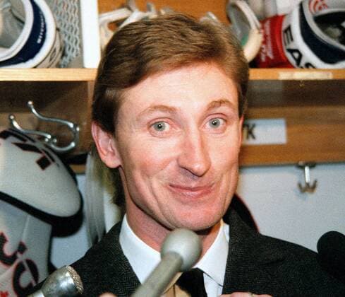 Wayne Gretzky (New York Rangers) im Interview -  (NYP99020505) Eishockey Herren NHL 1999 Porträt New York Freude, Eishockey Herren NHL 1999 Porträt New York Freude,
