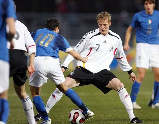 Jan Rosenthal (Deutschland U21, re.) im Duell - Fußball Länderspiel Herren Freundschaftsspiel 2007, Nationalteam, Nationaltrikot, Test, Testspiel, U21, U 21 Gruppe Deutschland - Italien Reutlingen Fußball Länderspiel Herren Freundschaftsspiel 2007, Nationalteam, Nationaltrikot, Test, Testspiel, U21, U 21 Gruppe Deutschland - Italien Reutlingen