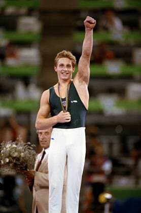 Vitali Scherbo (Weißrußland) - Olympiasieger Mehrkampf bei den Sommerspielen 1992 in Barcelona -  (aflo0008) Turnen OS Sommer Herren Olympische Spiele Barcelona 1992, Sommerspiele, Geräteturnen, Kunstturnen Einzelbild Aufnahmedatum geschätzt Barcelona Freude, Turnen OS Sommer Herren Olympische Spiele Barcelona 1992, Sommerspiele, Geräteturnen, Kunstturnen Einzelbild Aufnahmedatum geschätzt Barcelona Freude,