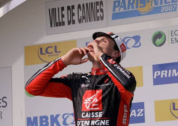 Luis Leon Sanchez (Spanien Caisse d Epargne) gewinnt die sechste Etappe bei Paris - Nizza 2007 Radsport Herren Paris Nizza 2007, ProTour, Straßenradsport, Straße, Rad Einzelbild 6. Etappe: Brignoles - Cannes Freude, Radsport Herren Paris Nizza 2007, ProTour, Straßenradsport, Straße, Rad Einzelbild 6. Etappe: Brignoles - Cannes Freude,
