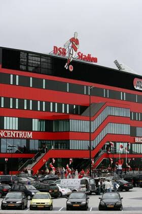 Eingangsbereich zum Fanzentrum im DSB Stadion, Heimspielstätte des AZ Alkmaar -  Fußball Herren Eredivisie 2006 2007, Ehrendivision, 1. Niederländische Holländische Liga, AZ Alkmaar Totale DSB Stadion Alkmaar Fußball Herren Eredivisie 2006 2007, Ehrendivision, 1. Niederländische Holländische Liga, AZ Alkmaar Totale DSB Stadion Alkmaar