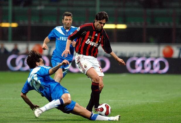 Kaka (AC Mailand, re.) gegen Daniel Adani (Empoli) - Fußball Herren Serie A 2006 2007, 1. Italienische Liga, AC Mailand Empoli FC 3-1 Gruppe Mailand Dynamik, Fußball Herren Serie A 2006 2007, 1. Italienische Liga, AC Mailand Empoli FC 3-1 Gruppe Mailand Dynamik,