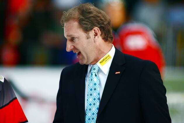 Nationaltrainer Ralph Krueger (Schweiz) Eishockey Länderspiel Herren Freundschaftsspiel 2007, Test, Testspiel, Nationalmannschaft Einzelbild Langenthal Eishockey Länderspiel Herren Freundschaftsspiel 2007, Test, Testspiel, Nationalmannschaft Einzelbild Langenthal 