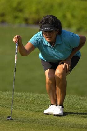 Nancy Lopez (USA) taxiert die Ideallinie - (Icon35619076) Golf Damen Ginn Open 2007, LPGA Tour, Einzelbild Orlando Golf Damen Ginn Open 2007, LPGA Tour, Einzelbild Orlando EDITORIAL USE ONLY