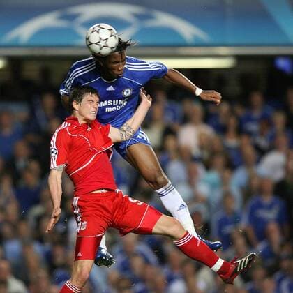 Didier Drogba (Chelsea, re.) gegen Daniel Agger (Liverpool) -  Fußball EC 1 Herren Champions League 2007, Chelsea FC London - FC Liverpool 1:0, Halbfinale, Gruppe London Dynamik, Fußball EC 1 Herren Champions League 2007, Chelsea FC London - FC Liverpool 1:0, Halbfinale, Gruppe London Dynamik,