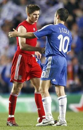 Steven Gerrard (Liverpool, li.) und Joe Cole (Chelsea) - Shakehands - EDITORIAL USE ONLY. No use with unauthorised audio, video, data, fixture lists, club league logos or live services. Online in-match use limited to 120 images, no video emulation. No use in betting, games or single club league player publications. Fußball EC 1 Herren Champions League 2006 2007, Chelsea FC London - FC Liverpool 1:0 Gruppe London Kameradschaft, Fußball EC 1 Herren Champions League 2006 2007, Chelsea FC London - FC Liverpool 1:0 Gruppe London Kameradschaft,