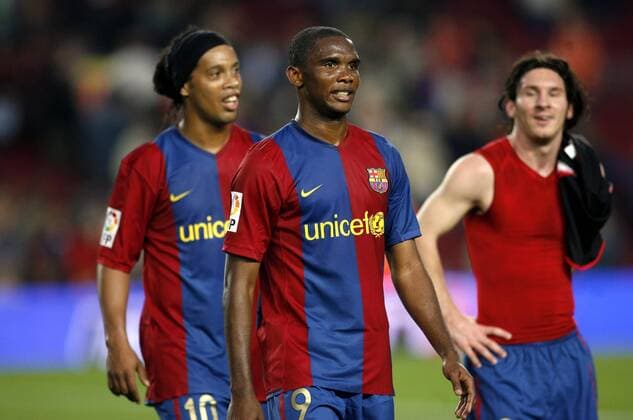 Samuel Etoo (Mitte) - Abgang, daneben Ronaldinho (li.) und Lionel Messi (alle FC Barcelona) -  (pan20057) Fußball Herren Primera Division 2006 2007, 1. Spanische Liga, FC Barcelona, Barca Gruppe Barcelona Fußball Herren Primera Division 2006 2007, 1. Spanische Liga, FC Barcelona, Barca Gruppe Barcelona  