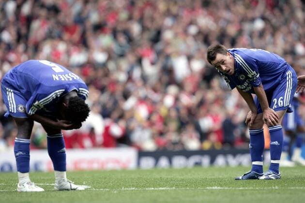 John Terry (re.) und Mickael Essien (beide Chelsea) enttäuscht -  Fußball Herren English Premier League 2006 2007, 1. Englische Liga, Chelsea FC London Gruppe London Enttäuschung, Fußball Herren English Premier League 2006 2007, 1. Englische Liga, Chelsea FC London Gruppe London Enttäuschung,