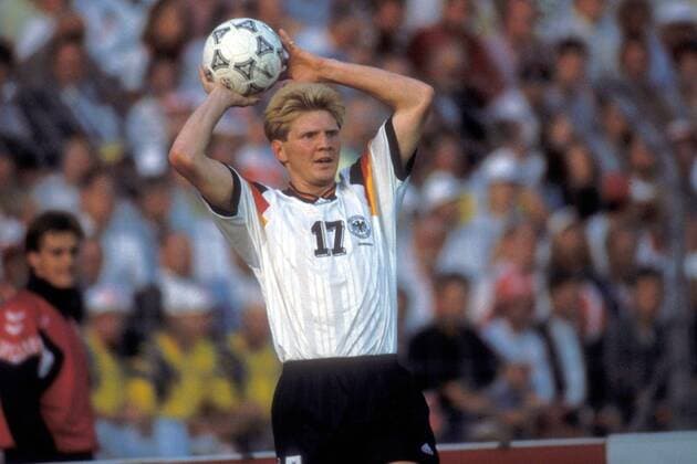 Stefan Effenberg (Deutschland) - Einwurf Fußball Länderspiel Herren EM 1992, Nationalmannschaft, Nationaltrikot, Vdia Einzelbild Finale Endspiel Göteborg Fußball Länderspiel Herren EM 1992, Nationalmannschaft, Nationaltrikot, Vdia Einzelbild Finale Endspiel Göteborg