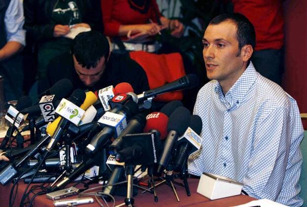 Ivan Basso (Italien) steht aufgrund seiner Verwicklung in die Dopingaffäre Fuentes im Mittelpunkt des Medieninteresses -  Radsport Herren Straßenradsport 2007, Straße, Rad, Pressetermin, PK Gruppe o0 Operation Puerto Mailand Radsport Herren Straßenradsport 2007, Straße, Rad, Pressetermin, PK Gruppe o0 Operation Puerto Mailand