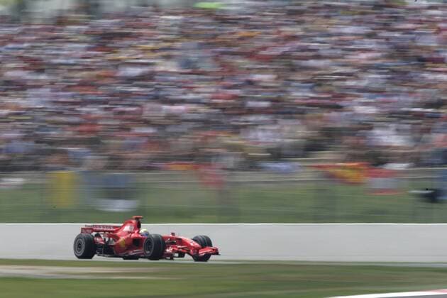 Felipe Massa (Brasilien Ferrari) in seinem Boliden Motorsport Grand Prix Herren Großer Preis von Spanien 2007, Formel 1 Weltmeisterschaft, F1, F, GP, WM Totale o0 Circuit de Catalunya Barcelona Dynamik, Motorsport Grand Prix Herren Großer Preis von Spanien 2007, Formel 1 Weltmeisterschaft, F1, F, GP, WM Totale o0 Circuit de Catalunya Barcelona Dynamik,