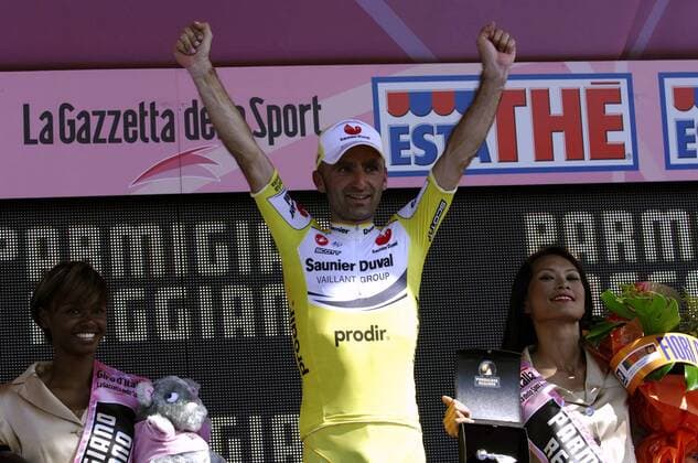Leonardo Piepoli (Italien Saunier Duval Prodir) gewinnt die 10. Etappe des Giro d Italia 2007 -  Radsport Herren Giro d Italia 2007, dItalia, ProTour, Straßenradsport, Straße, Rad Gruppe Signora Della Guardia 10. Etappe: Lido di Camaiore - Santuario Nostra Freude, Radsport Herren Giro d Italia 2007, dItalia, ProTour, Straßenradsport, Straße, Rad Gruppe Signora Della Guardia 10. Etappe: Lido di Camaiore - Santuario Nostra Freude,