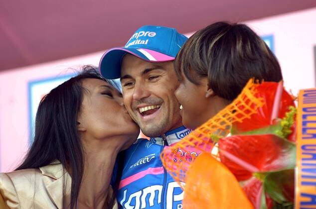 Marzio Bruseghin (Italien Lampre Fondital) hat das Bergzeitfahren gewonnen -  Radsport Herren 90. Giro dItalia 2007, d Italia, ProTour, Straßenradsport, Straße, Rad, Zeitfahren, Bergzeitfahren Gruppe 13. Etappe: Biella - Santuario di Oropa Freude, Radsport Herren 90. Giro dItalia 2007, d Italia, ProTour, Straßenradsport, Straße, Rad, Zeitfahren, Bergzeitfahren Gruppe 13. Etappe: Biella - Santuario di Oropa Freude,