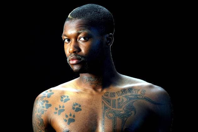 Djibril Cisse (Frankreich Olympique Marseille) - Fotoshooting -  (pan20376) Fußball Herren 1. Französische Liga, Nationalteam, Nationalmannschaft, Frankreich, Fotoshooting 2007 Einzelbild o0 Ligue 1 2006 2007 OM Marseille o0 Fotostudio, Studioaufnahme Sinnlichkeit Fußball Herren 1. Französische Liga, Nationalteam, Nationalmannschaft, Frankreich, Fotoshooting 2007 Einzelbild o0 Ligue 1 2006 2007 OM Marseille o0 Fotostudio, Studioaufnahme Sinnlichkeit  