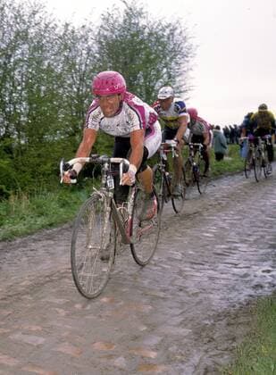 Bert Dietz (Deutschland Team Telekom) - Paris Roubaix 1994 Radsport Herren Paris Roubaix 1994, Straßenradsport, Straße, Rad Einzelbild Radsport Herren Paris Roubaix 1994, Straßenradsport, Straße, Rad Einzelbild