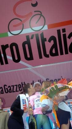 Danilo di Luca (Italien Liquigas) nach der 15. Etappe des Giro d Italia 2007 von Trento nach Tre Cime di Lavaredo im rosa Trikot -  Radsport Herren Giro d Italia 2007, dItalia, ProTour, Straßenradsport, Straße, Rad Gruppe 15. Etappe: Trento - Tre Cime di Lavaredo Radsport Herren Giro d Italia 2007, dItalia, ProTour, Straßenradsport, Straße, Rad Gruppe 15. Etappe: Trento - Tre Cime di Lavaredo