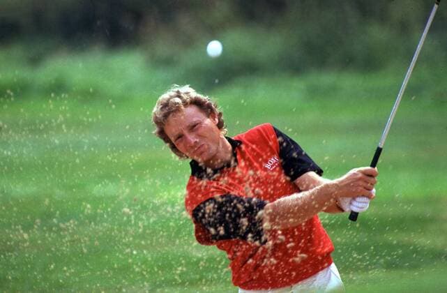 Bernhard Langer (Deutschland) - Bunkerspiel Golf Herren British Open Championship 2000, PGA Tour, TPC of Europe Einzelbild The Old Course Royal and Ancient Golf Club St. Andrews Golf Herren British Open Championship 2000, PGA Tour, TPC of Europe Einzelbild The Old Course Royal and Ancient Golf Club St. Andrews