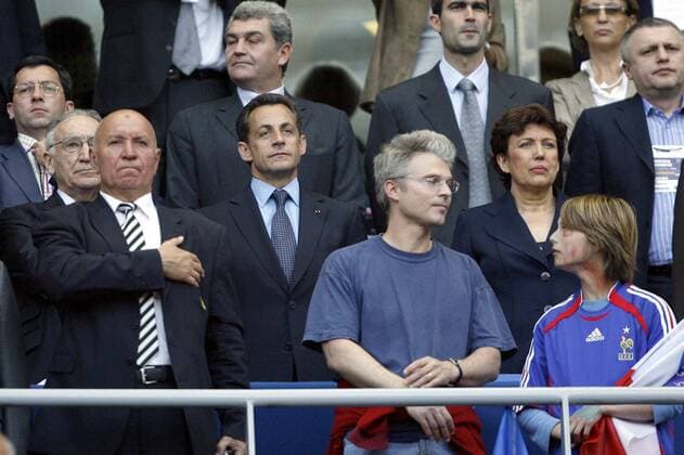 Frankreichs Präsident Nicolas Sarkozy (UMP, 3.v.li.) auf der Tribüne -  Fußball Länderspiel Herren EM Qualifikation 2007, Nationalmannschaft, Gruppe Paris Fußball Länderspiel Herren EM Qualifikation 2007, Nationalmannschaft, Gruppe Paris  